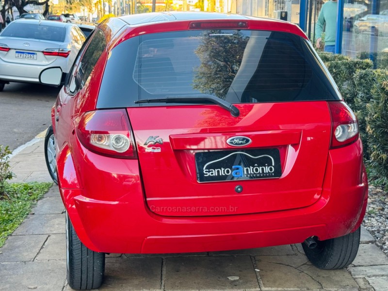 KA 1.0 MPI CLASS 8V FLEX 2P MANUAL - 2011 - LAGOA VERMELHA