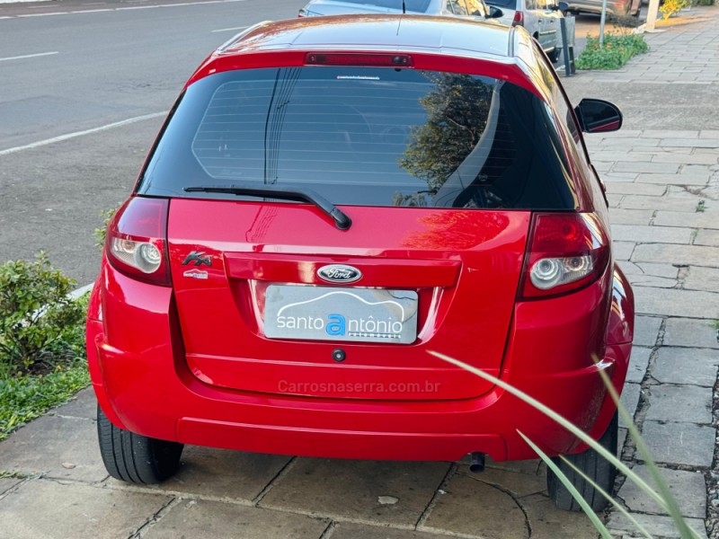 KA 1.0 MPI CLASS 8V FLEX 2P MANUAL - 2011 - LAGOA VERMELHA
