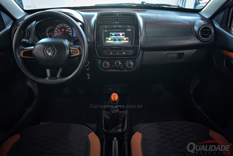 KWID 1.0 12V OUTSIDER FLEX 4P MANUAL - 2020 - SANTA CRUZ DO SUL
