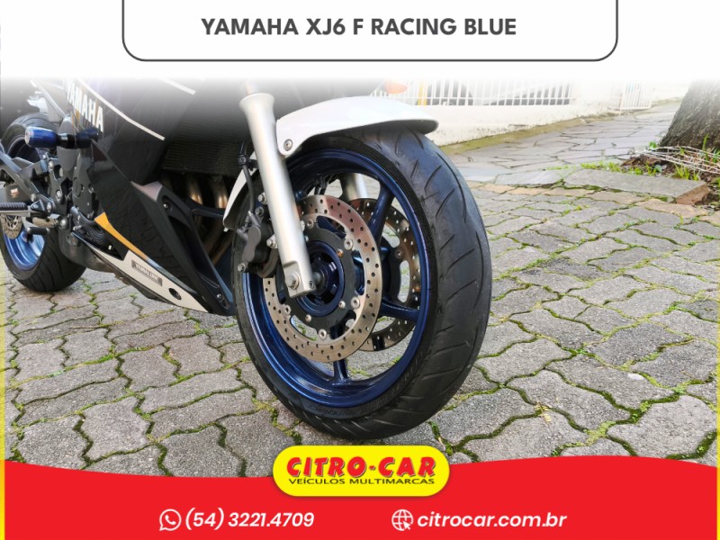XJ6 F RACING BLUE - 2013 - CAXIAS DO SUL