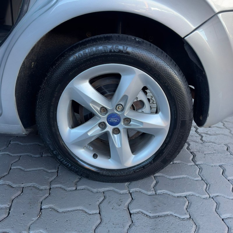 FOCUS 2.0 SE HATCH 16V FLEX 4P AUTO - 2011 - CAXIAS DO SUL