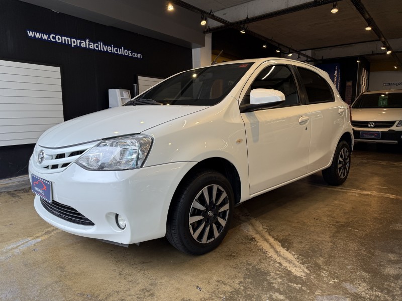 ETIOS 1.5 XS 16V FLEX 4P AUTOMÁTICO