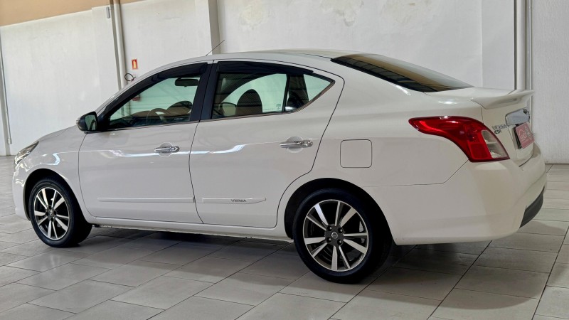 VERSA 1.6 16V FLEX SL 4P XTRONIC - 2018 - ESTâNCIA VELHA