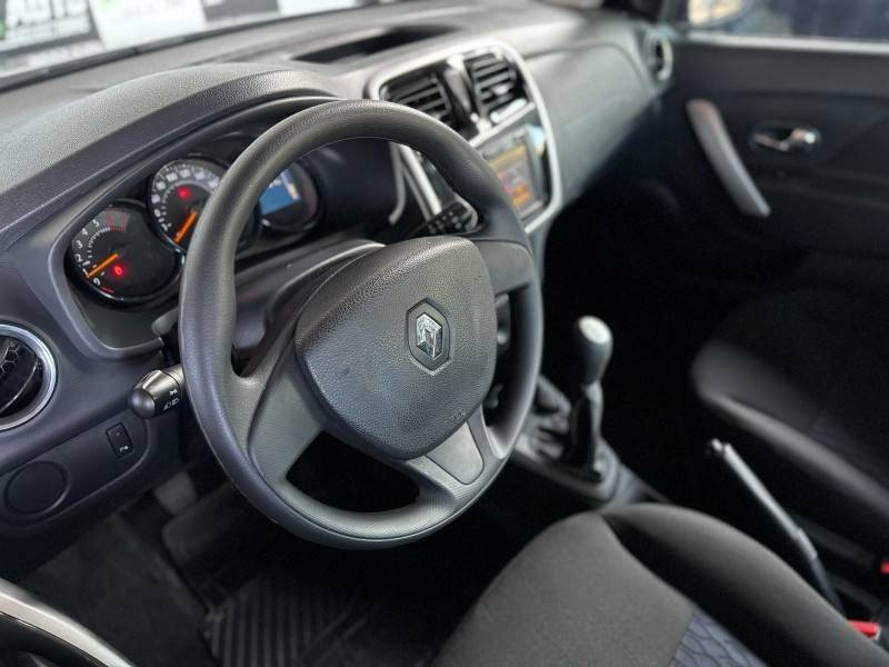 SANDERO 1.0 EXPRESSION 16V FLEX 4P MANUAL - 2017 - CAXIAS DO SUL