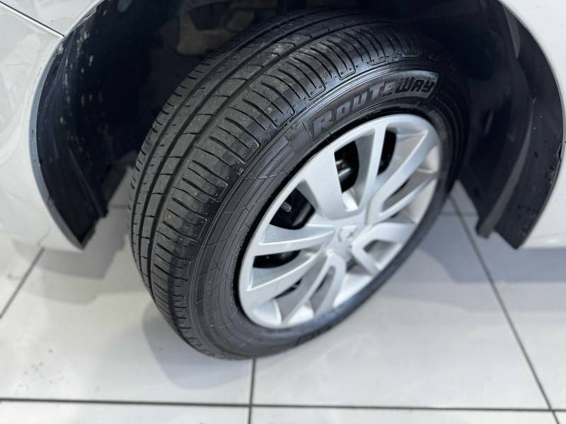 SANDERO 1.0 EXPRESSION 16V FLEX 4P MANUAL - 2017 - CAXIAS DO SUL