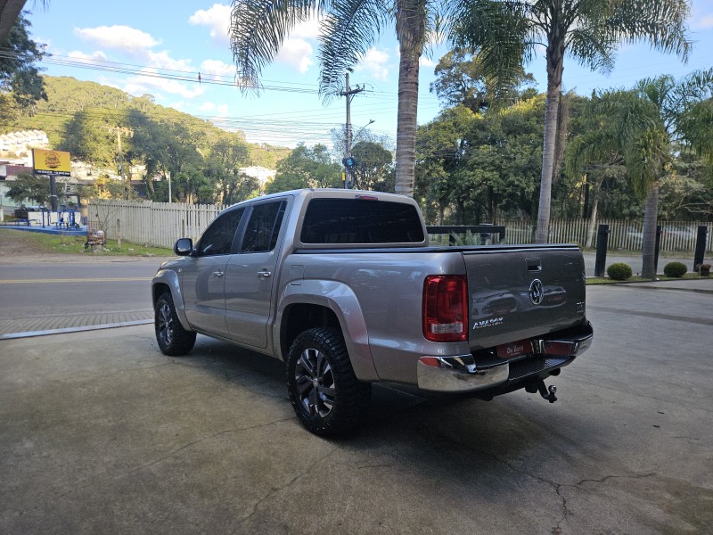 AMAROK 2.0 HIGHLINE 4X4 CD 16V TURBO INTERCOOLER DIESEL 4P MANUAL - 2011 - CAXIAS DO SUL