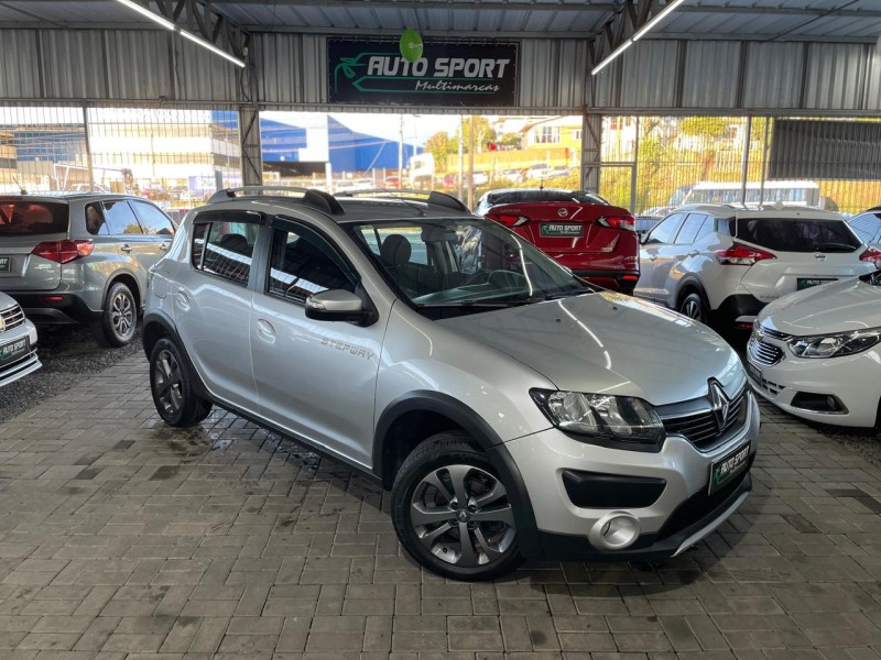 SANDERO 1.6 STEPWAY 8V FLEX 4P MANUAL - 2015 - CAXIAS DO SUL