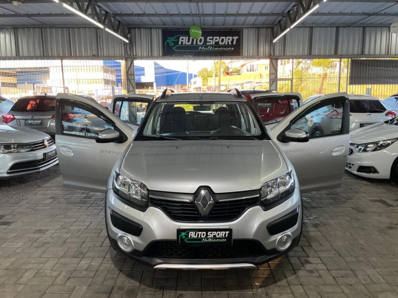 SANDERO 1.6 STEPWAY 8V FLEX 4P MANUAL - 2015 - CAXIAS DO SUL