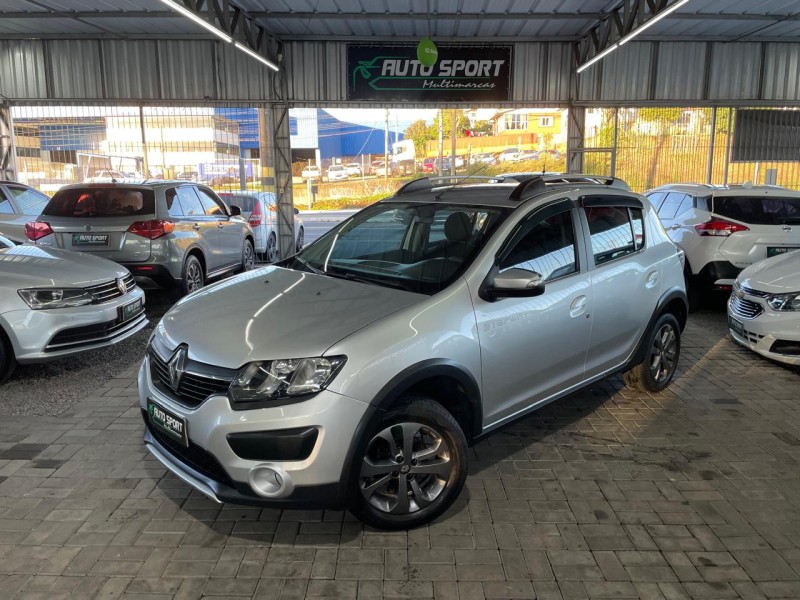 sandero 1.6 stepway 8v flex 4p manual 2015 caxias do sul