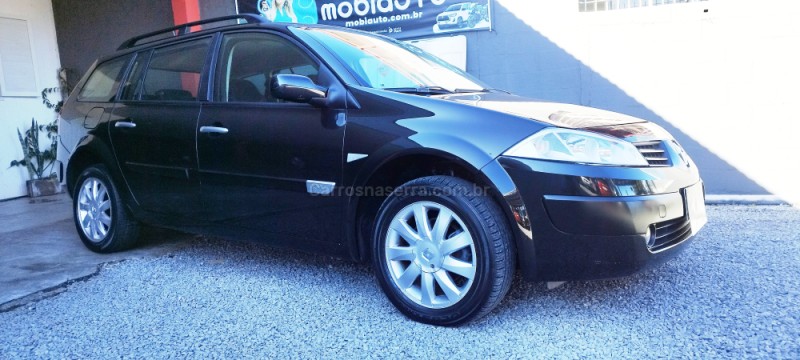 MÉGANE 1.6 DYNAMIQUE GRAND TOUR 16V FLEX 4P MANUAL - 2012 - FARROUPILHA