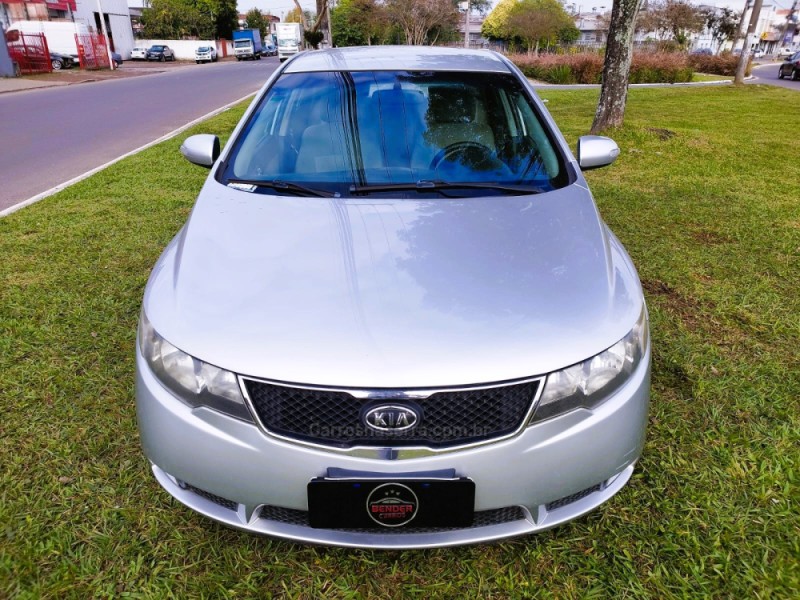CERATO 1.6 SEDAN 16V GASOLINA 4P MANUAL - 2010 - NOVO HAMBURGO