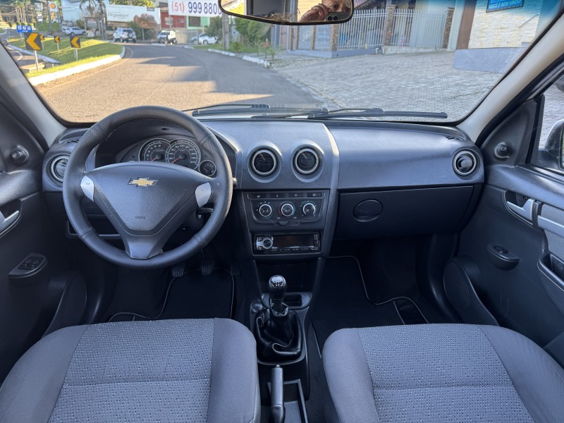 CELTA 1.0 MPFI SPIRIT 8V FLEX 4P MANUAL - 2015 - DOIS IRMãOS