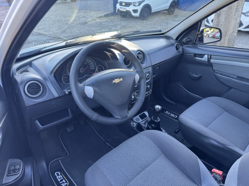 CELTA 1.0 MPFI SPIRIT 8V FLEX 4P MANUAL - 2015 - DOIS IRMãOS