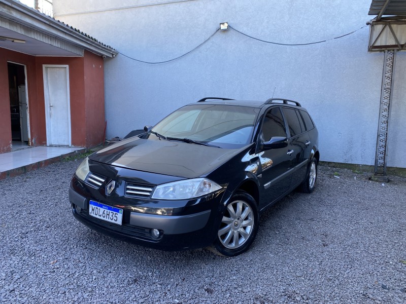 MÉGANE 1.6 DYNAMIQUE GRAND TOUR 16V FLEX 4P MANUAL