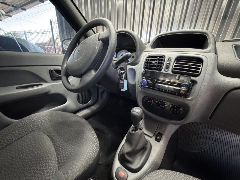 CLIO 1.0 AUTHENTIQUE 16V FLEX 4P MANUAL - 2011 - CAXIAS DO SUL