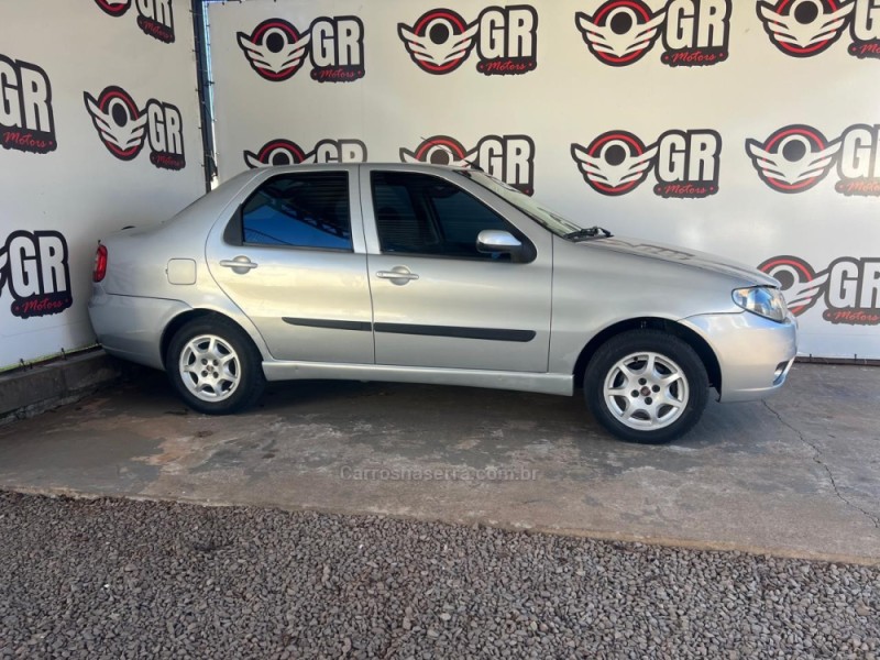 SIENA 1.8 MPI HLX 8V FLEX 4P MANUAL - 2006 - IBIRAIARAS