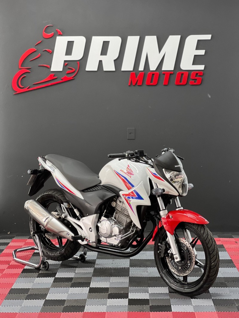 CB 300R  - 2015 - NOVO HAMBURGO