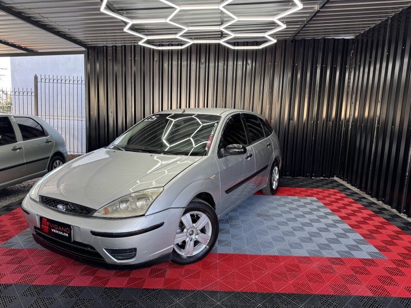 FOCUS 1.6 GLX 8V FLEX 4P MANUAL - 2005 - CAXIAS DO SUL