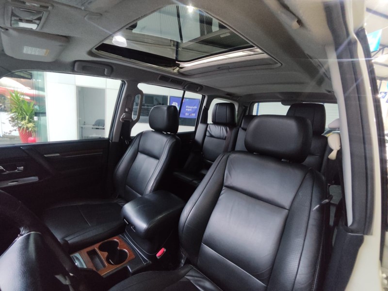 PAJERO FULL 3.2 HPE 4X4 16V DIESEL 4P AUTOMÁTICO - 2010 - PORTãO