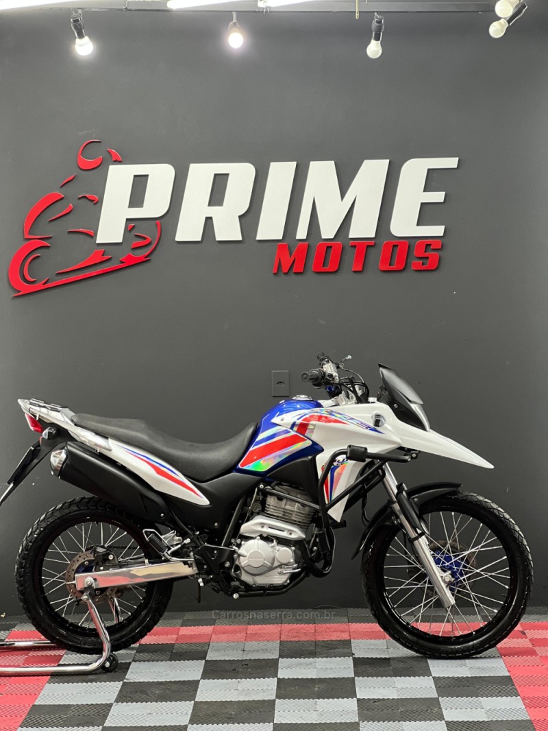 xre 300 2015 novo hamburgo