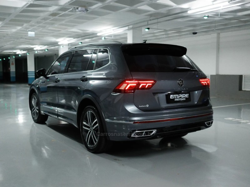 TIGUAN 2.0 ALLSPACE R-LINE 300 TSI GASOLINA 4P AUTOMÁTICO - 2024 - PORTO ALEGRE