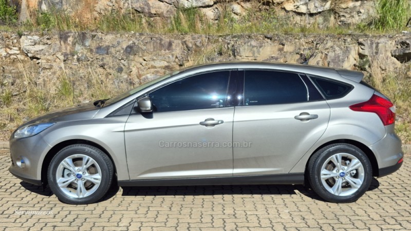 FOCUS 1.6 SE 16V FLEX 4P MANUAL - 2015 - SãO MARCOS