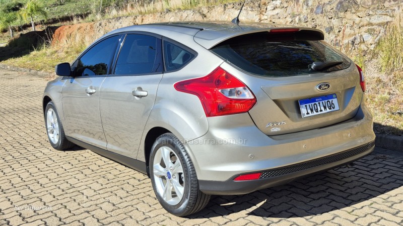 FOCUS 1.6 SE 16V FLEX 4P MANUAL - 2015 - SãO MARCOS