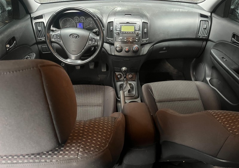I30 2.0 MPFI GLS 16V GASOLINA 4P MANUAL - 2010 - CAXIAS DO SUL