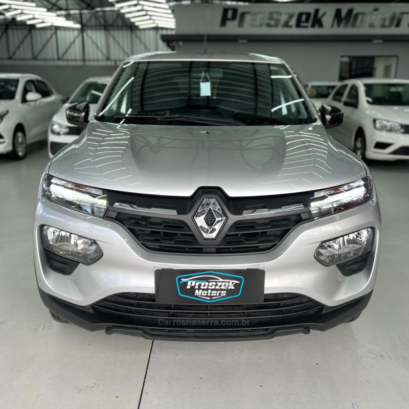 KWID 1.0 12V SCE FLEX INTENSE MANUAL - 2024 - CANOAS