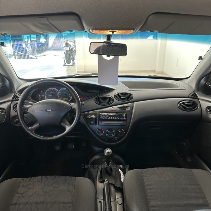 FOCUS 1.6 GL 8V FLEX 4P MANUAL - 2008 - FARROUPILHA