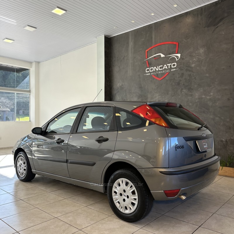 FOCUS 1.6 GL 8V FLEX 4P MANUAL - 2008 - FARROUPILHA