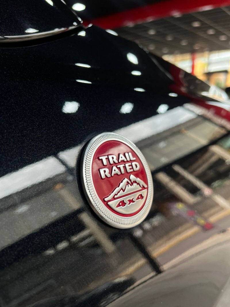 COMPASS 2.0 16V DIESEL TRAILHAWK 4X4 AUTOMÁTICO - 2017 - SãO LEOPOLDO