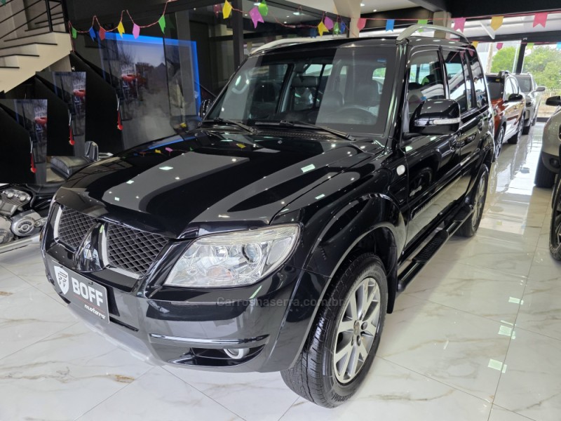PAJERO TR4 2.0 4X4 16V 140CV FLEX 4P AUTOMÁTICO - 2013 - CAXIAS DO SUL