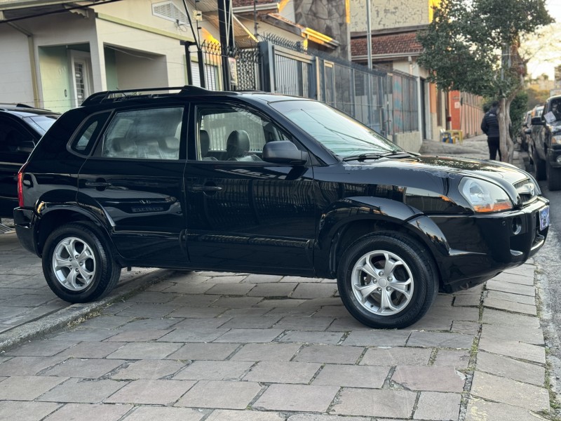 TUCSON 2.0 MPFI GLS 16V 143CV 2WD FLEX 4P AUTOMÁTICO - 2010 - CAXIAS DO SUL