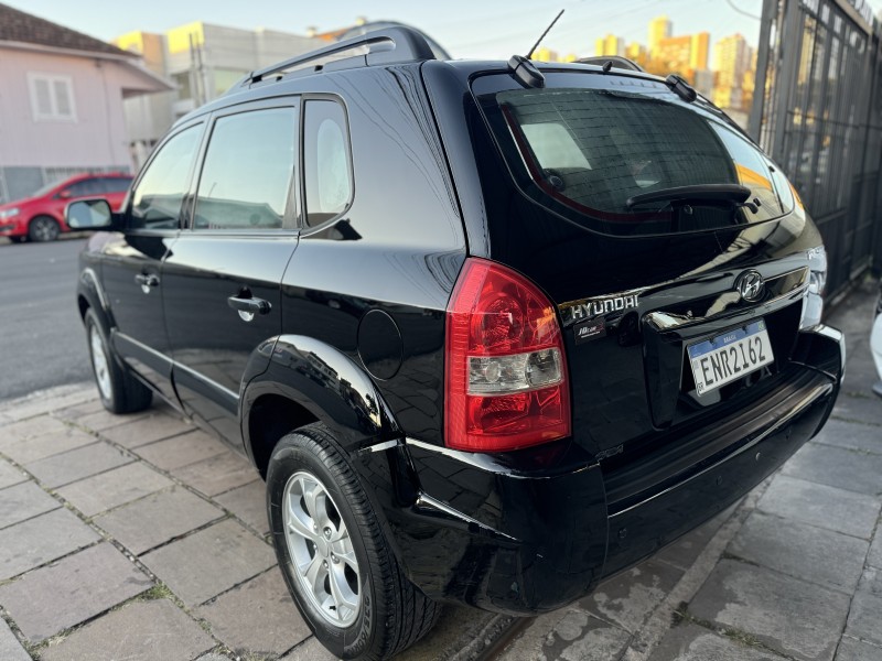 TUCSON 2.0 MPFI GLS 16V 143CV 2WD FLEX 4P AUTOMÁTICO - 2010 - CAXIAS DO SUL