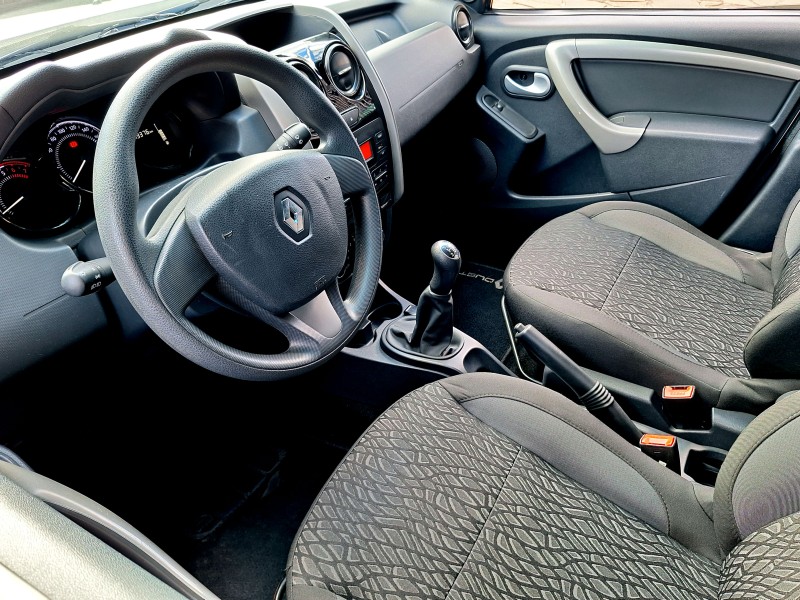 DUSTER 1.6 EXPRESSION 4X2 16V FLEX 4P MANUAL - 2020 - CAXIAS DO SUL
