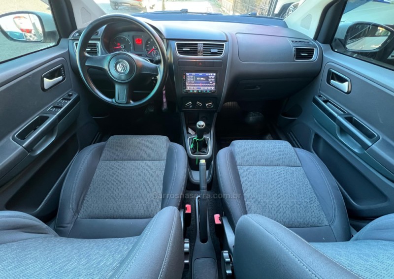 FOX 1.0 MI TREND 8V FLEX 4P MANUAL - 2013 - PAROBé