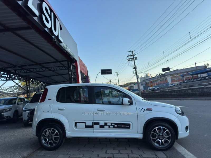 UNO 1.4 SPORTING 8V FLEX 4P MANUAL - 2012 - CAXIAS DO SUL
