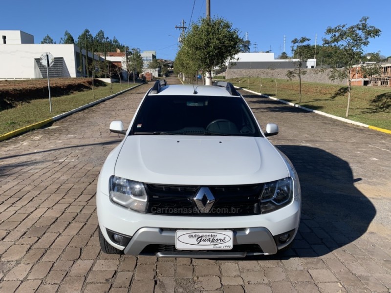 DUSTER 1.6 DYNAMIQUE 4X2 16V FLEX 4P MANUAL - 2016 - GUAPORé