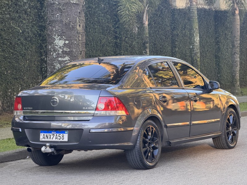 VECTRA 2.4 MPFI ELITE 16V FLEX 4P AUTOMÁTICO - 2006 - CAXIAS DO SUL