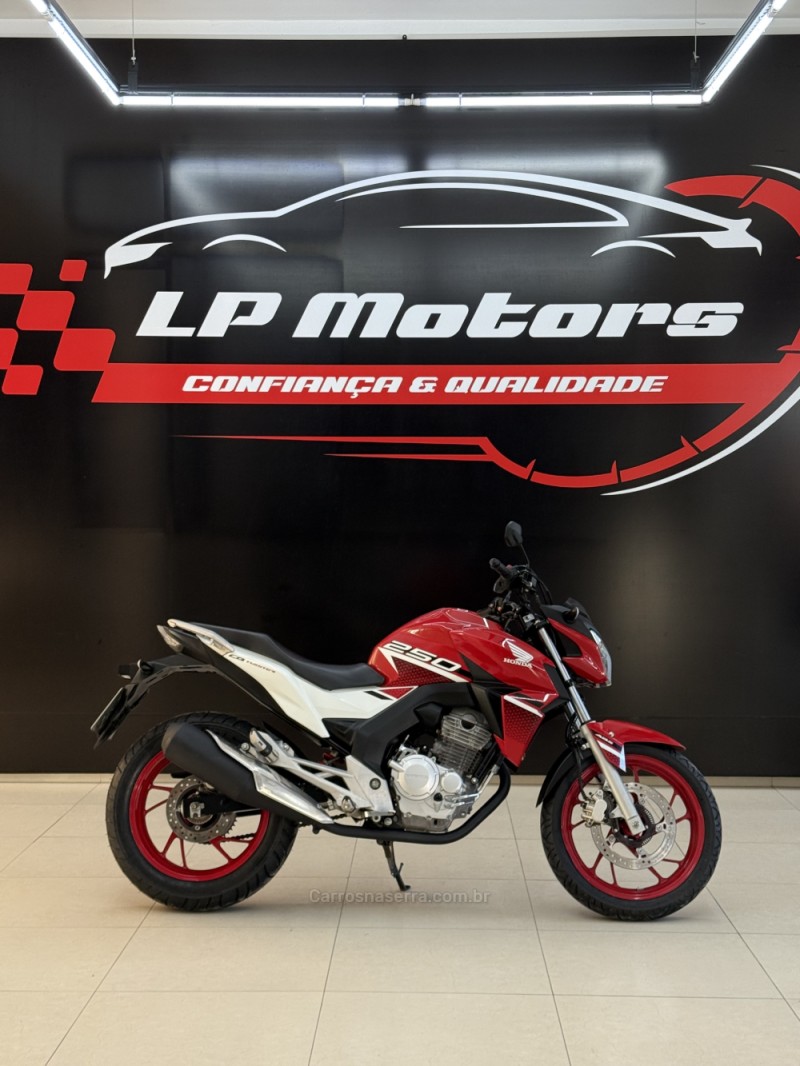 cb 250f twister abs 2022 farroupilha
