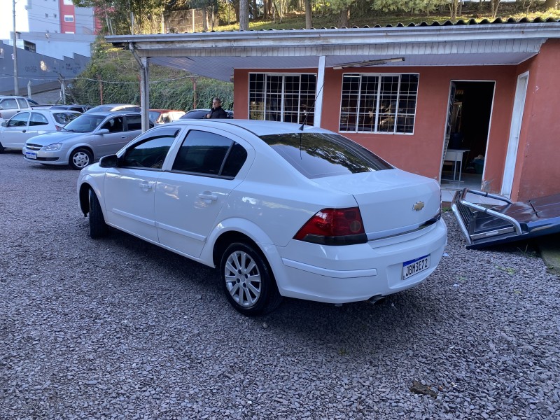 VECTRA 2.0 MPFI EXPRESSION 8V FLEX 4P MANUAL - 2011 - CAXIAS DO SUL