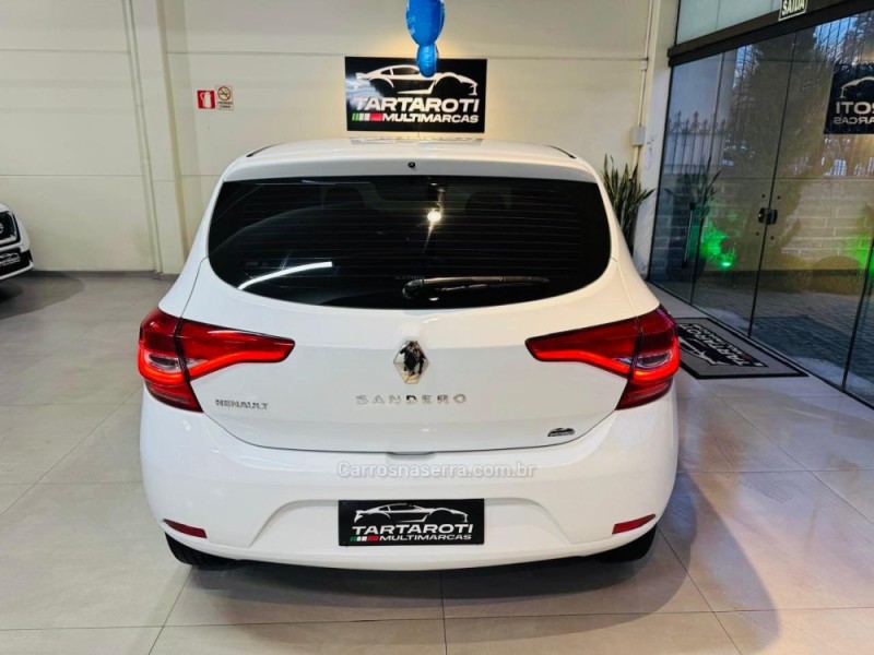 SANDERO 1.0 LIFE 12V FLEX 4P MANUAL - 2020 - CAXIAS DO SUL