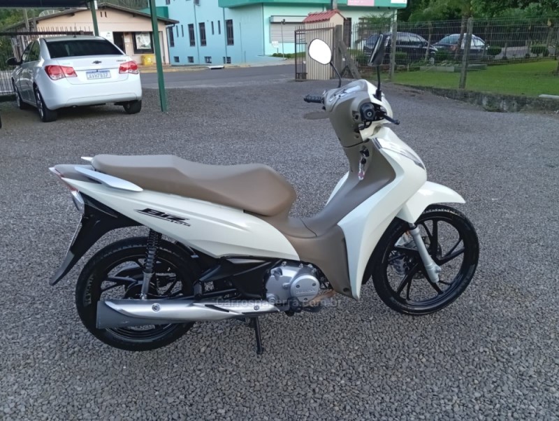 BIZ 125 + - 2022 - PICADA CAFé