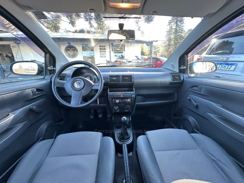 FOX 1.0 MI 8V FLEX 4P MANUAL - 2006 - CANELA