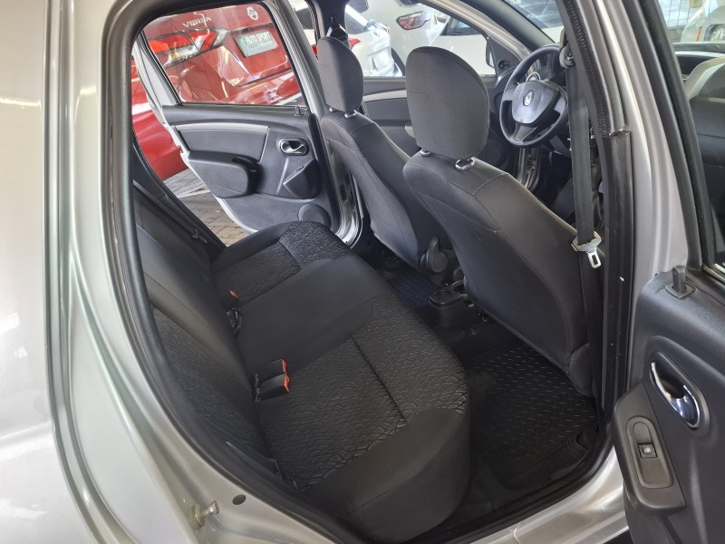 DUSTER 1.6 EXPRESSION 4X2 16V FLEX 4P MANUAL - 2016 - CAXIAS DO SUL