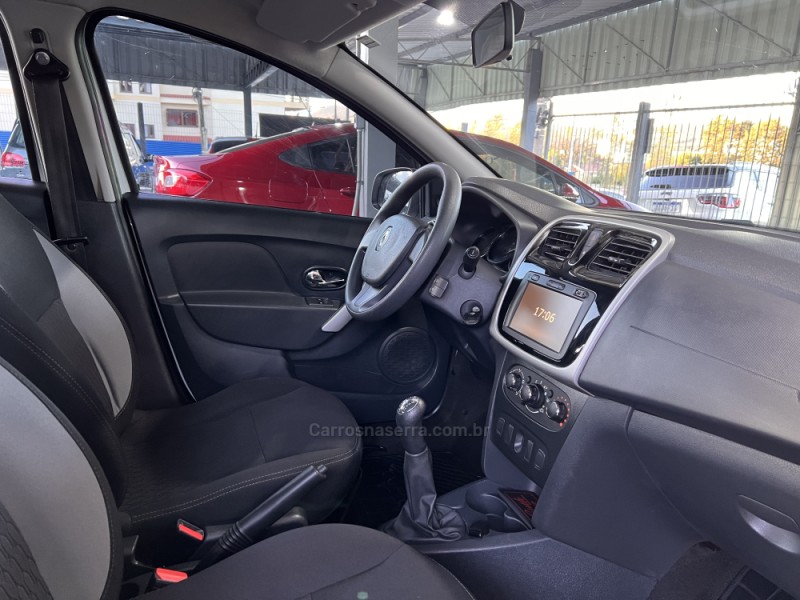 SANDERO 1.0 EXPRESSION 12V FLEX 4P MANUAL - 2020 - BOM PRINCíPIO