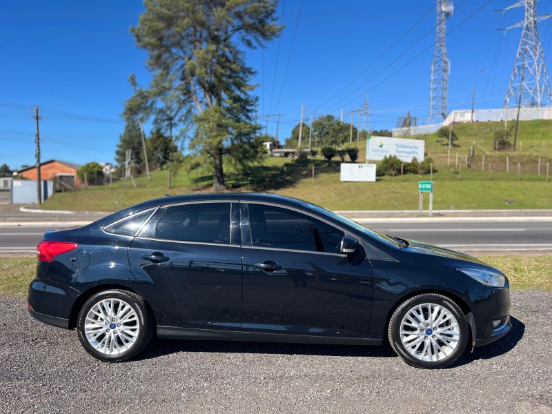 FOCUS 2.0 SE SEDAN 16V FLEX 4P AUTOMÁTICO - 2016 - FARROUPILHA