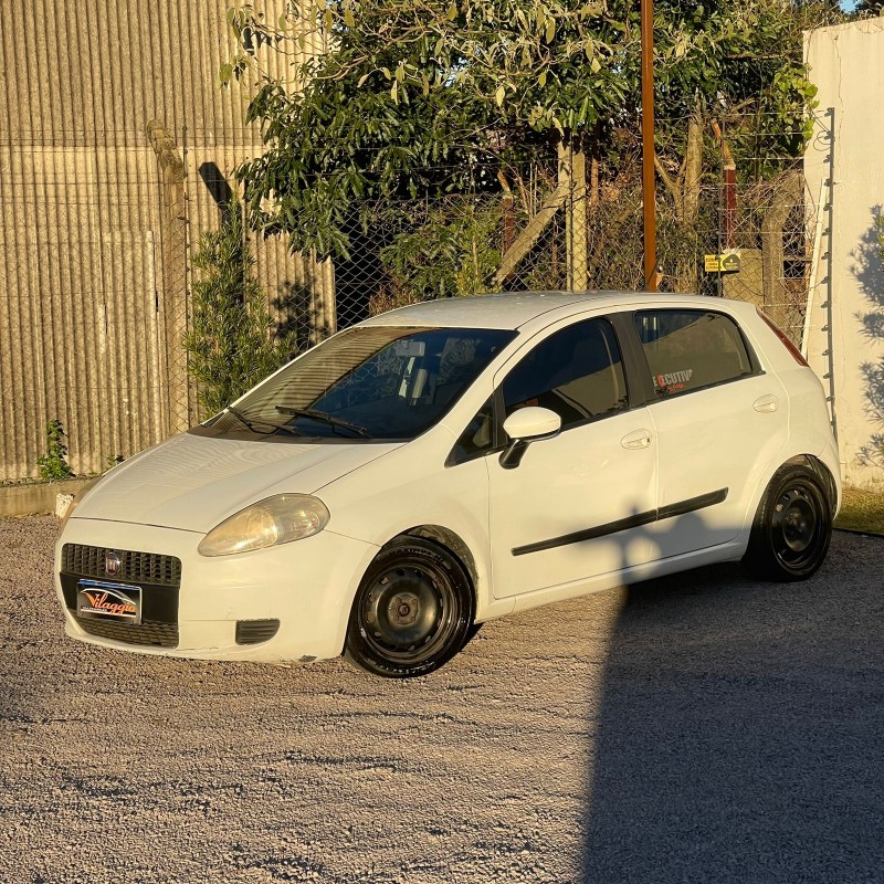 PUNTO 1.4 ATTRACTIVE 8V FLEX 4P MANUAL - 2011 - CAXIAS DO SUL