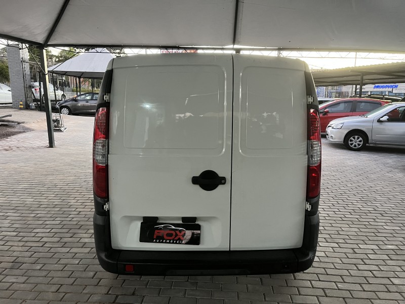 DOBLÓ 1.4 MPI FIRE 8V FLEX 4P MANUAL - 2011 - CAXIAS DO SUL